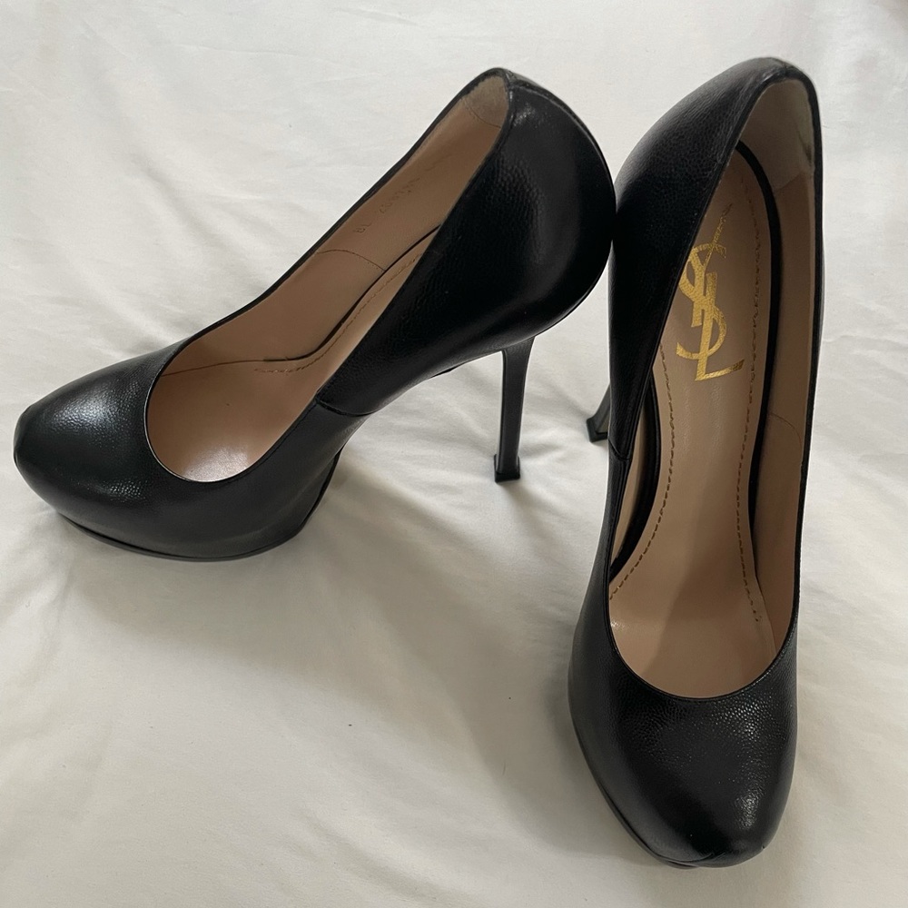 YSL Tribute Black Leather Pumps